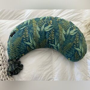 Dockatot La Maman Nursing Wedge